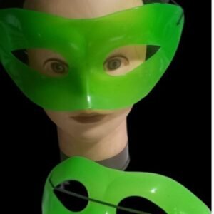 Antifaz de plástico rígido